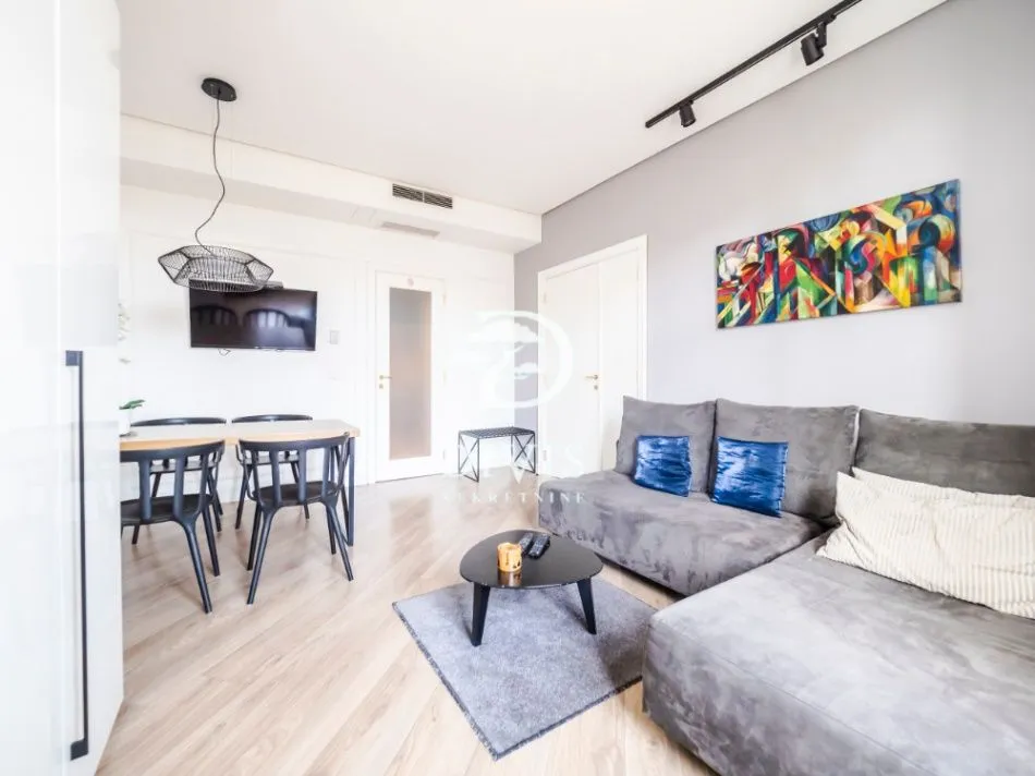 Sale, three bedroom apartment, 74m², Stari Grad, Beograd
