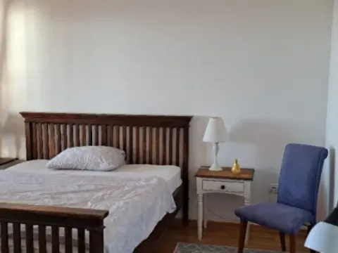 Izdavanje, kuća, 300m², Kuljače, Budva - image 9