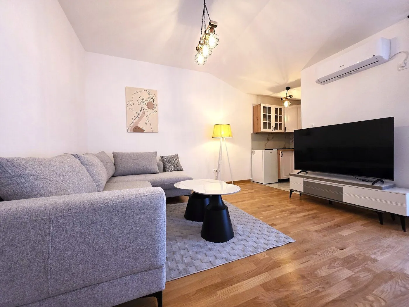 Rent, studio apartment, 28m², Zagorič, Podgorica