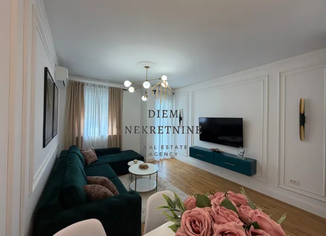 Izdavanje, jednosoban stan, 45m², City Kej, Podgorica