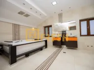 Izdavanje, kuća, 380m², Mareza, Podgorica - image 58