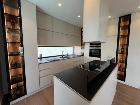 Prodaja, kuća, 253m², Beočić, Rekovac - image 13