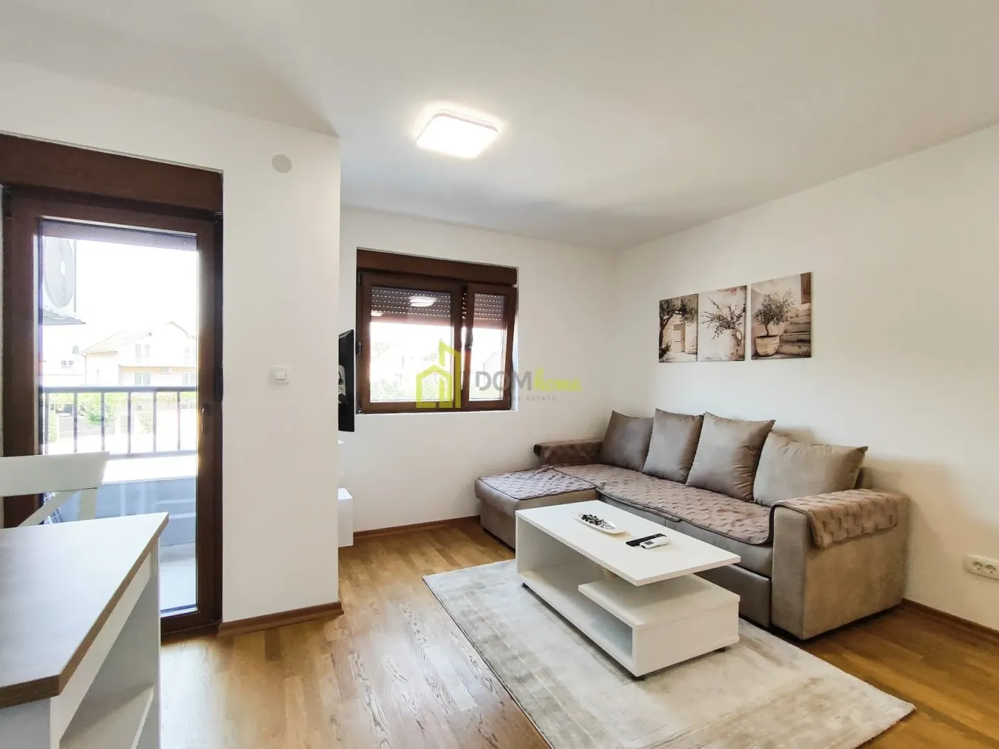 Izdavanje, garsonjera, 27m², Stari Aerodrom, Podgorica