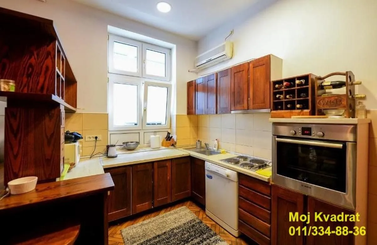 Prodaja, trosoban stan, 86m², Vračar Centar, Vračar Sve Podlokacije