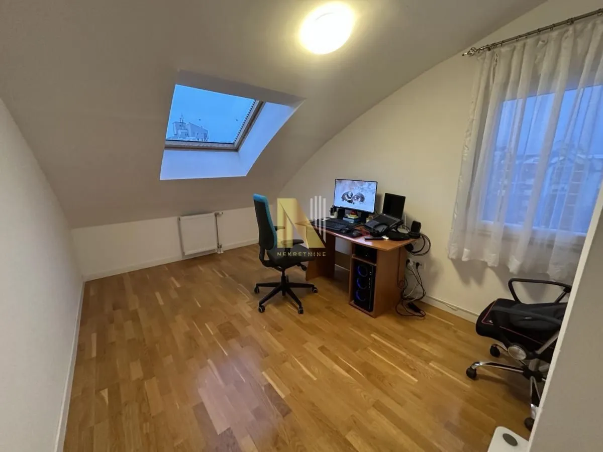 Prodaja, stan, 100m², Novo naselje, Novi Sad