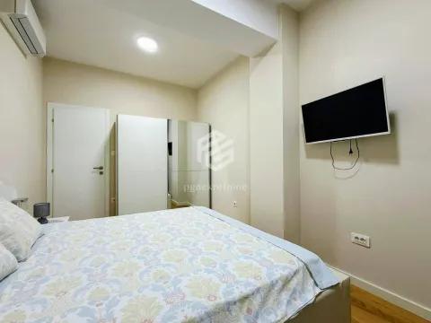 Rent, two bedroom apartment, 78m², Vezirov Most, Podgorica - image 8