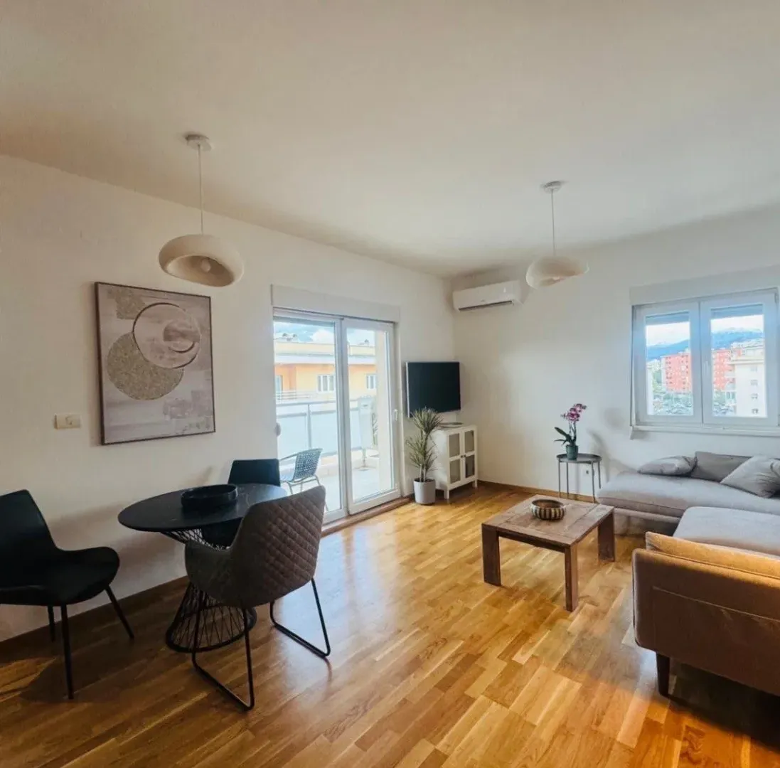Rent, one bedroom apartment, 52m², City Kvart, Podgorica