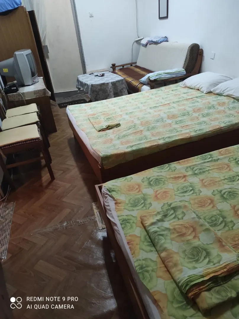 Izdavanje, garsonjera, 20m², Igalo, Herceg Novi