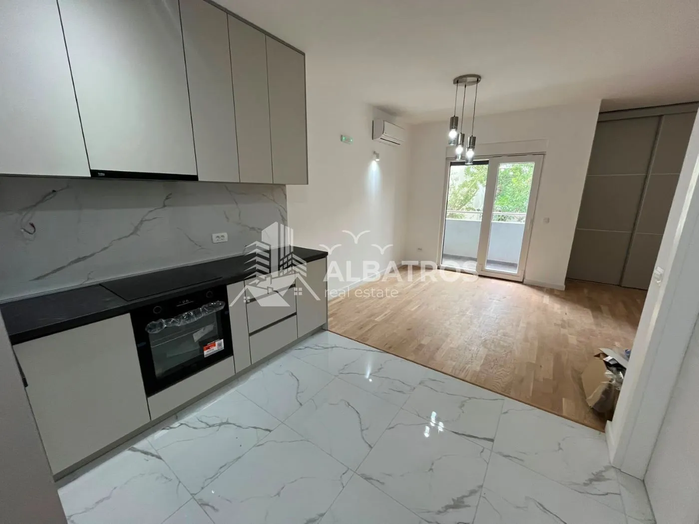Rent, apartment, 34m², Makedonsko naselje, Bar
