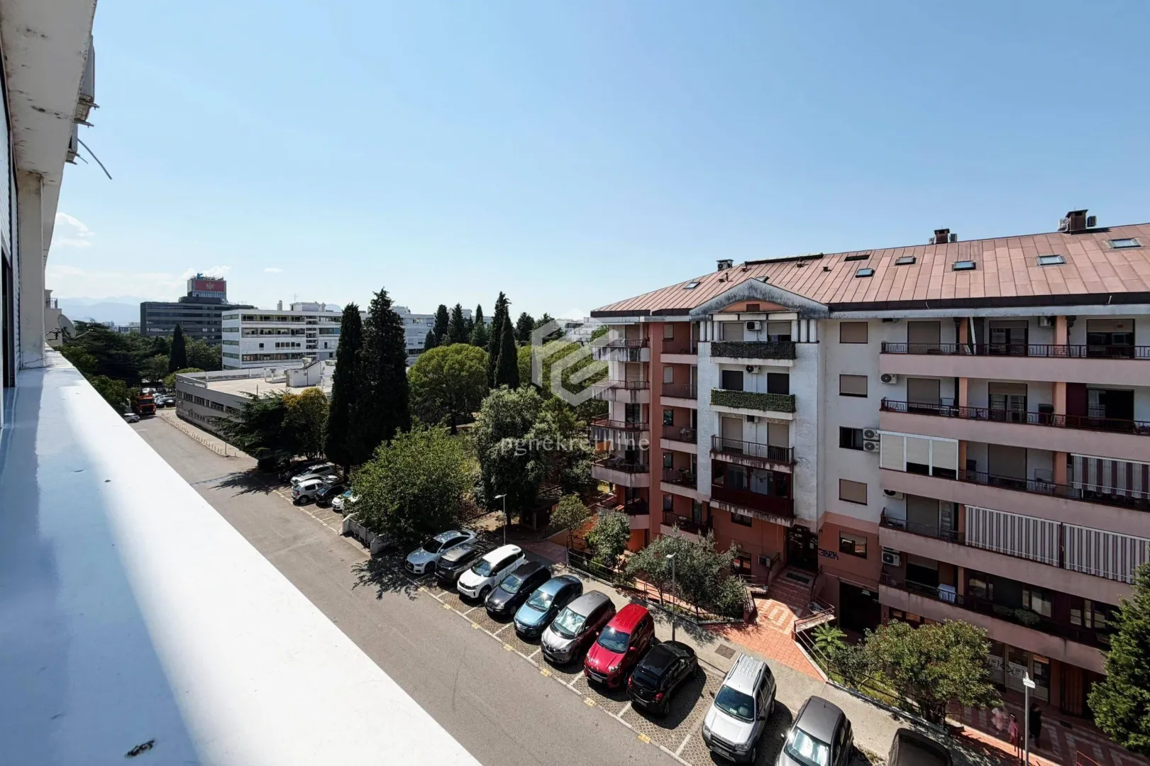 Izdavanje, dvosoban stan, 74m², Preko Morače, Podgorica