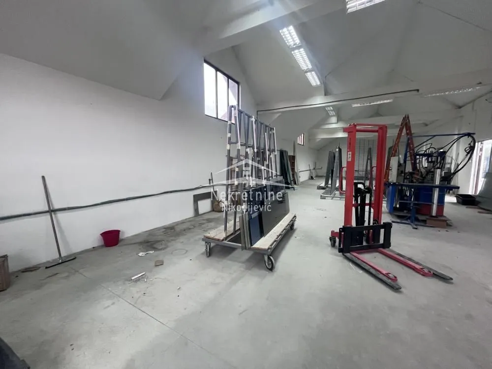 Rent, office space, 240m², Arnajevo, Barajevo