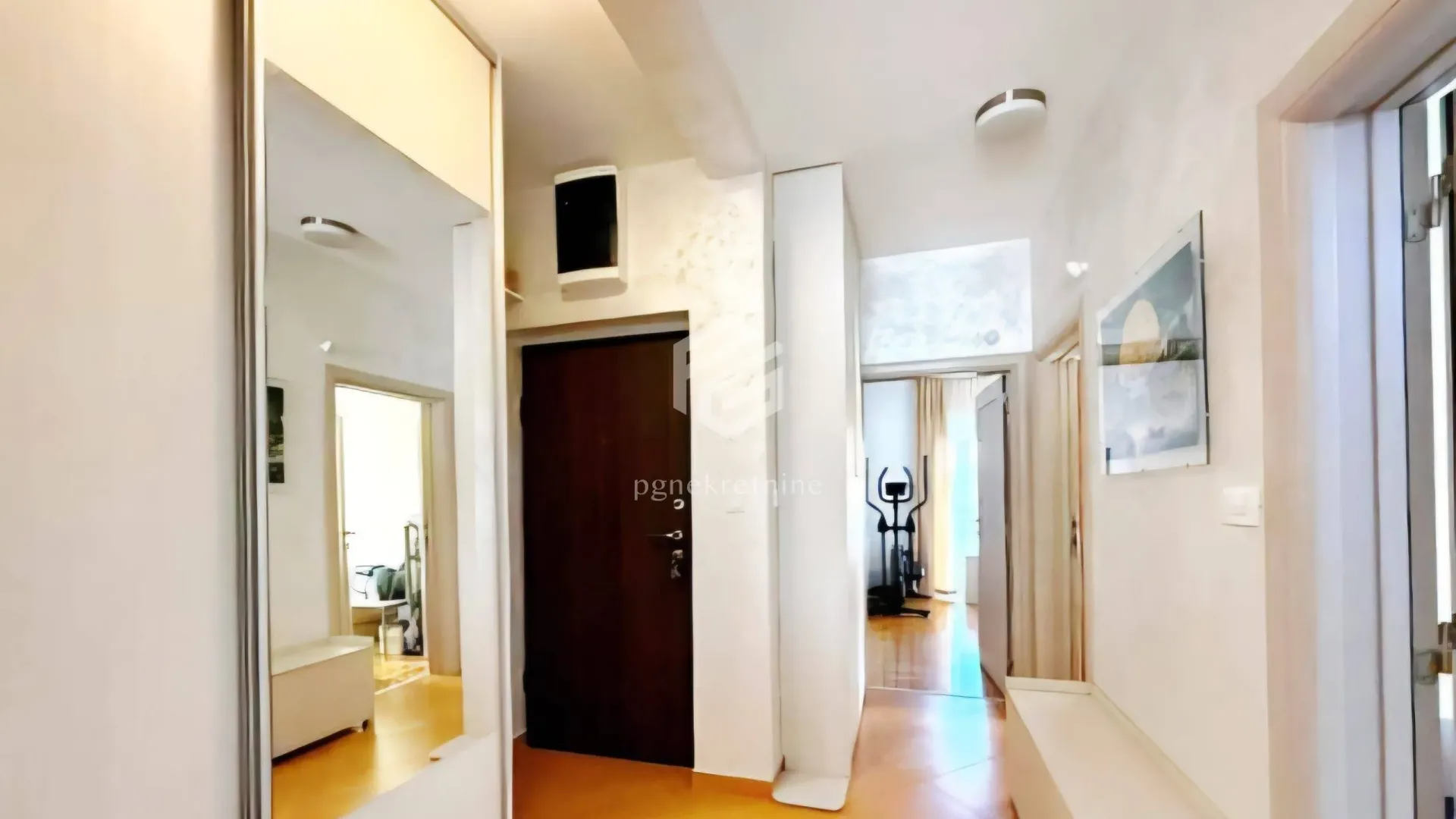 Prodaja, dvosoban stan, 66m², Zabjelo, Podgorica