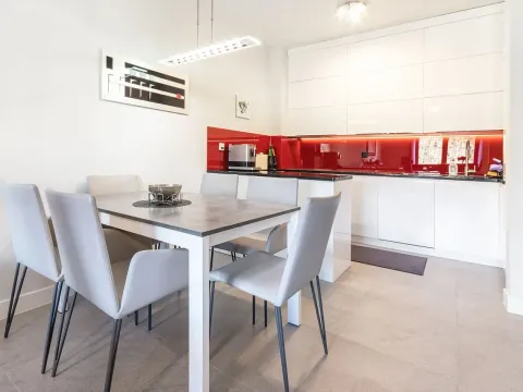 Izdavanje, jednosoban stan, 52m², Seljanovo, Tivat - image 2