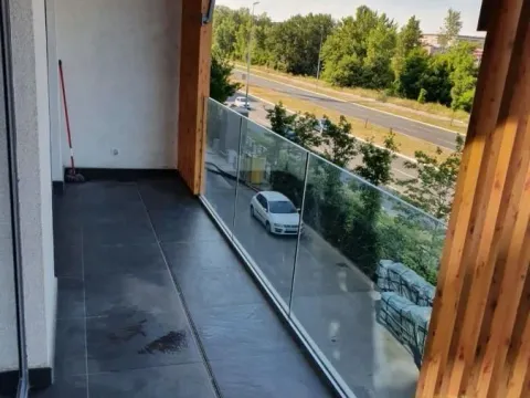 Izdavanje, dvosoban stan, 68m², Novi Beograd Blok 65, Novi Beograd Sve Podlokacije - image 4