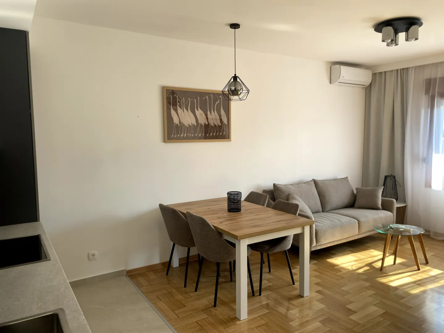 Izdavanje, jednosoban stan, 45m², Centar, Tivat