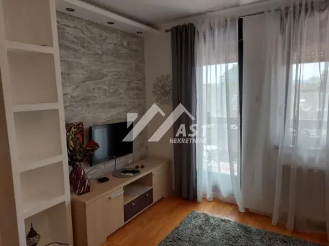 Izdavanje, dvosoban stan, 51m², Podbara, Novi Sad Sve Podlokacije - image 3