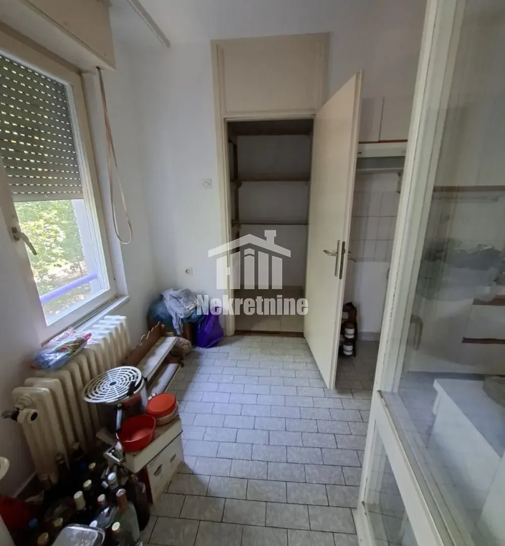 Prodaja, trosoban stan, 84m², Novi Beograd Sve Podlokacije, Beograd
