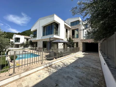 Prodaja, kuća, 164m², Kumbor, Herceg Novi - image 2