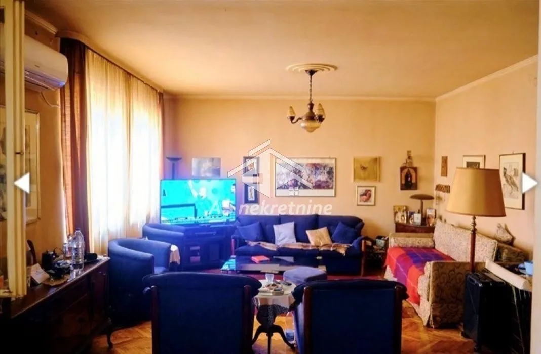 Sale, apartment, 68m², Kalenić Pijaca, Vračar Sve Podlokacije