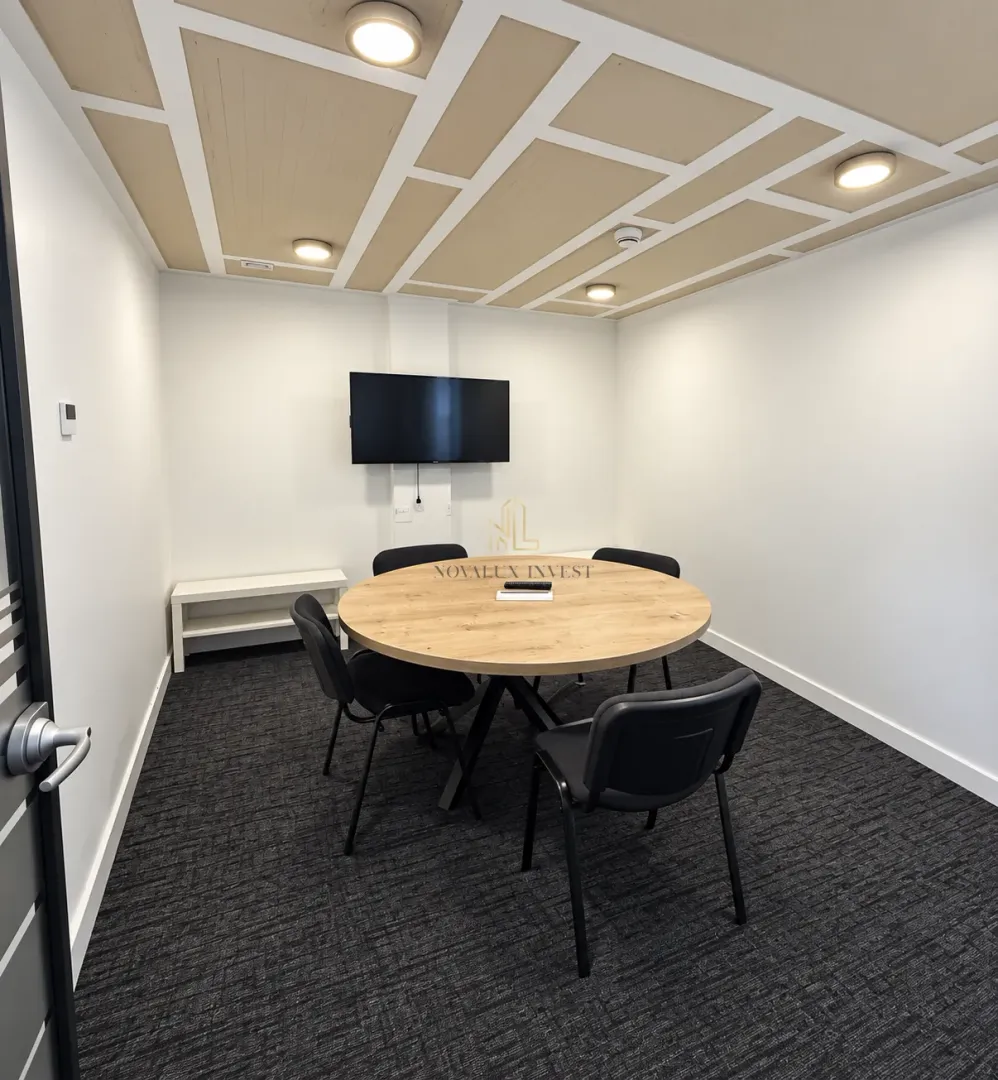 Rent, office space, 750m², Golubovci, Podgorica
