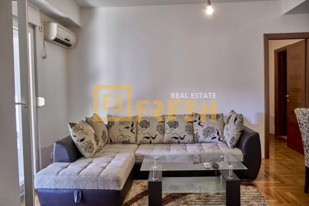 Prodaja, dvosoban stan, 90m², City Kvart, Podgorica