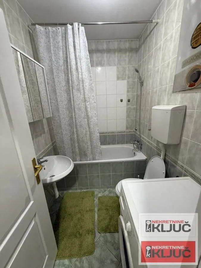 Rent, studio apartment, 22m², Grbavica, Novi Sad Sve Podlokacije