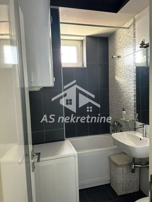 Rent, three bedroom apartment, 81m², Lekino Brdo, Voždovac Sve Podlokacije