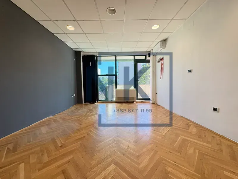 Rent, office space, 30m², Preko Morače, Podgorica