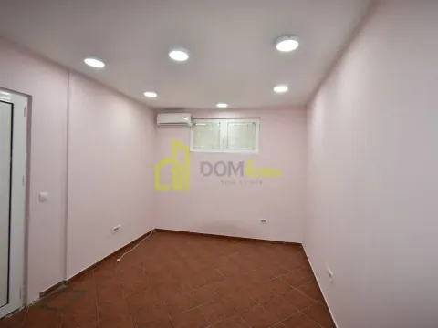 Izdavanje, poslovni prostor, 200m², Tološi, Podgorica - image 3