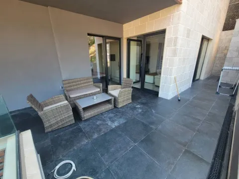 Prodaja, dvosoban stan, 69m², Gospoština, Budva - image 14