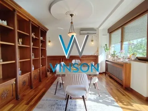 Izdavanje, četvorosoban stan, 115m², Centar, Novi Sad - image 10