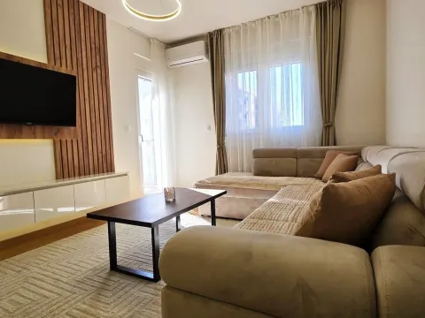 Rent, apartment, 48m², City Kvart, Podgorica - image 2