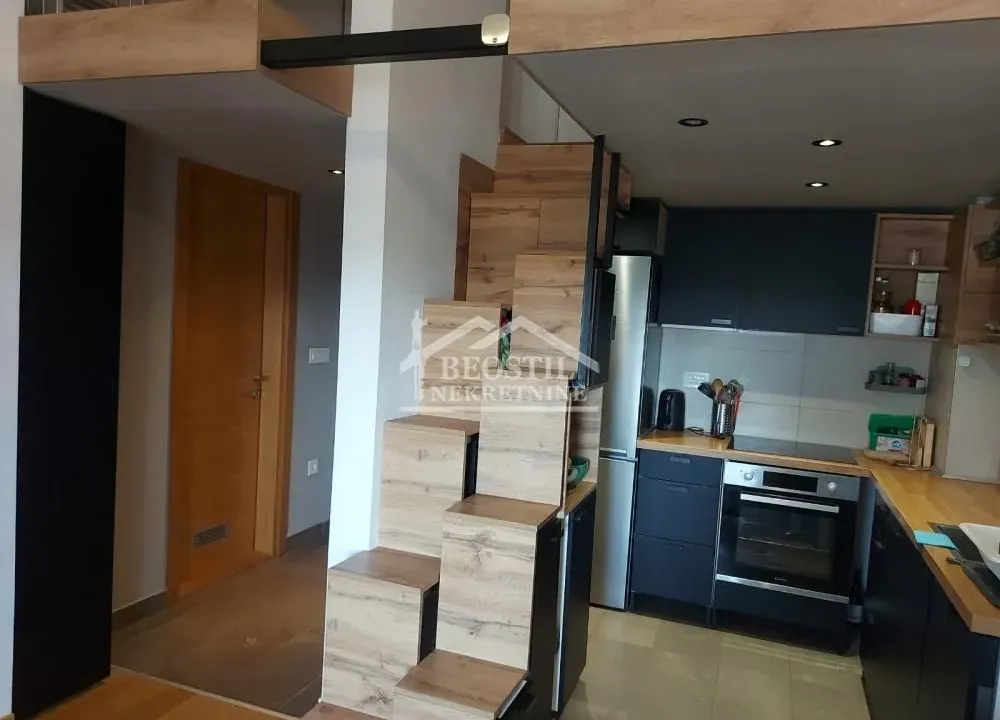 Prodaja, jednosoban stan, 39m², Zemun Sve Podlokacije, Beograd