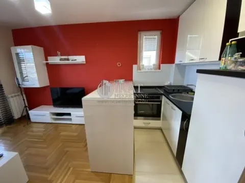 Stan in Vojvode Vlahovica