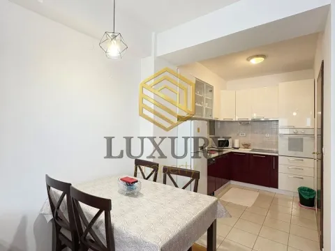 Izdavanje, dvosoban stan, 60m², City Kvart, Podgorica - image 3
