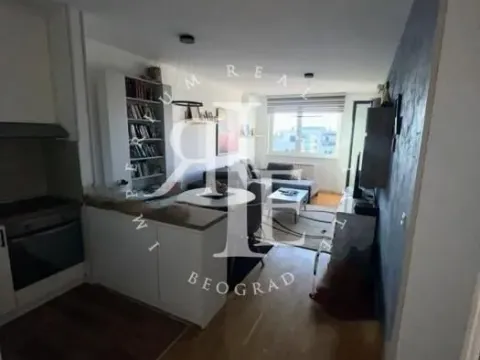 Prodaja, trosoban stan, 68m², Kluz, Zvezdara Sve Podlokacije - image 2