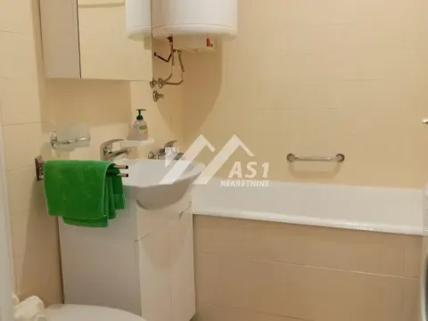 Izdavanje, dvosoban stan, 55m², Bulevar Oslobodjenja, Novi Sad Sve Podlokacije - image 9