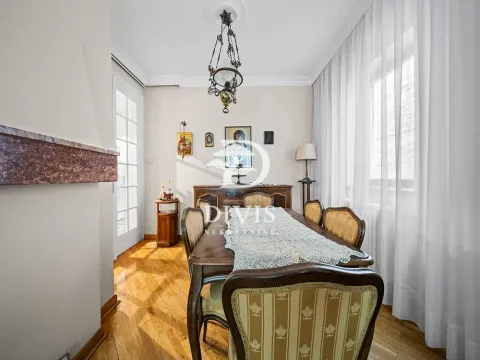 Sale, house, 237m², Vračar Sve Podlokacije, Beograd - image 8