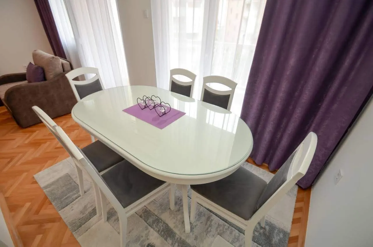 Rent, one bedroom apartment, 55m², Budva, Crna Gora