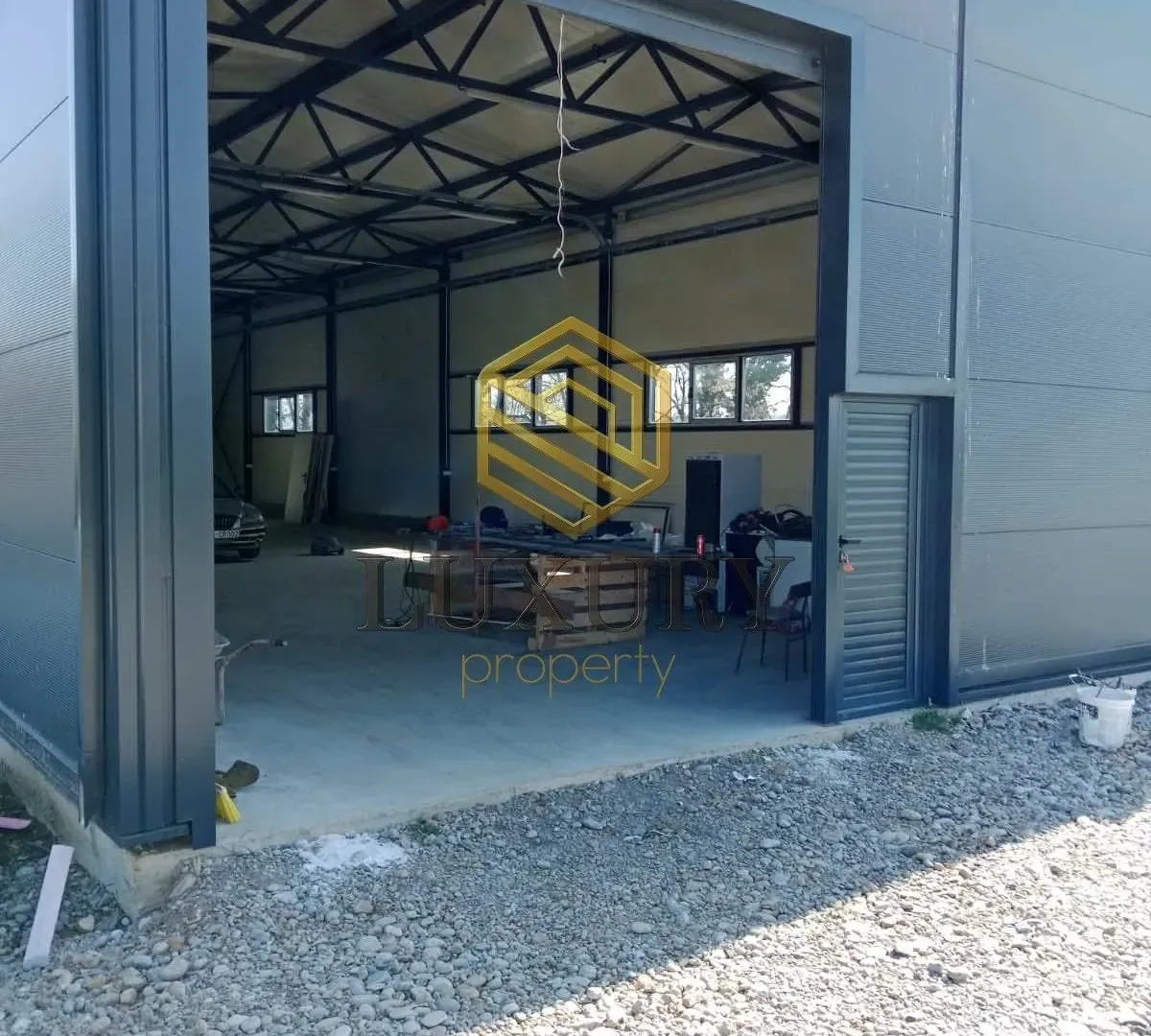 Rent, office space, 300m², Martinići, Danilovgrad