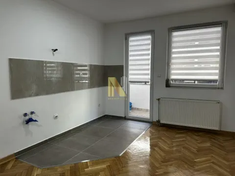 Prodaja, dvosoban stan, 40m², Grbavica, Novi Sad Sve Podlokacije - image 4