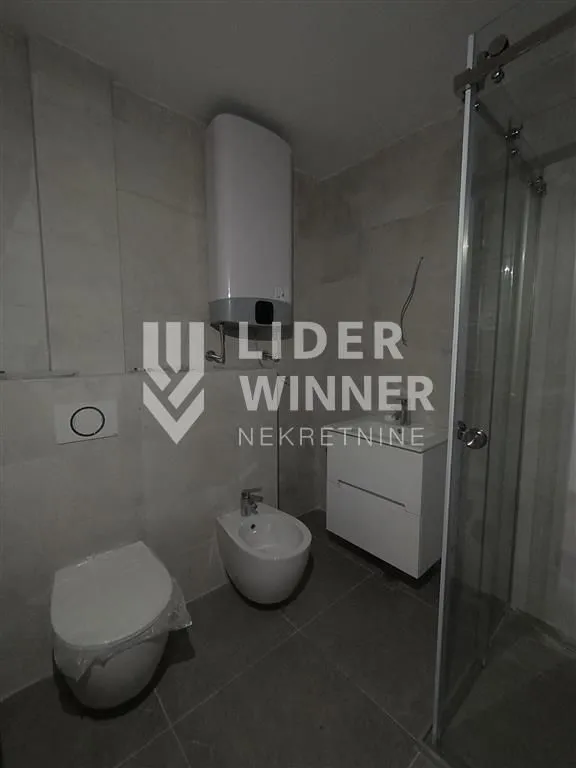 Prodaja, stan, 134m², Autokomanda, Voždovac Sve Podlokacije