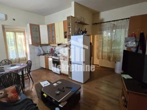 Sale, two bedroom apartment, 44m², Višnjička Banja, Palilula Sve Podlokacije - image 1