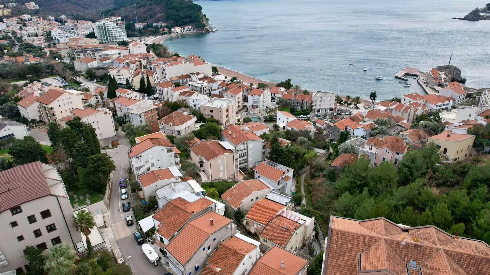 Prodaja, plac, 237m², Petrovac, Budva