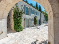 Izdavanje, kuća, 350m², Trebešin, Herceg Novi - image 7