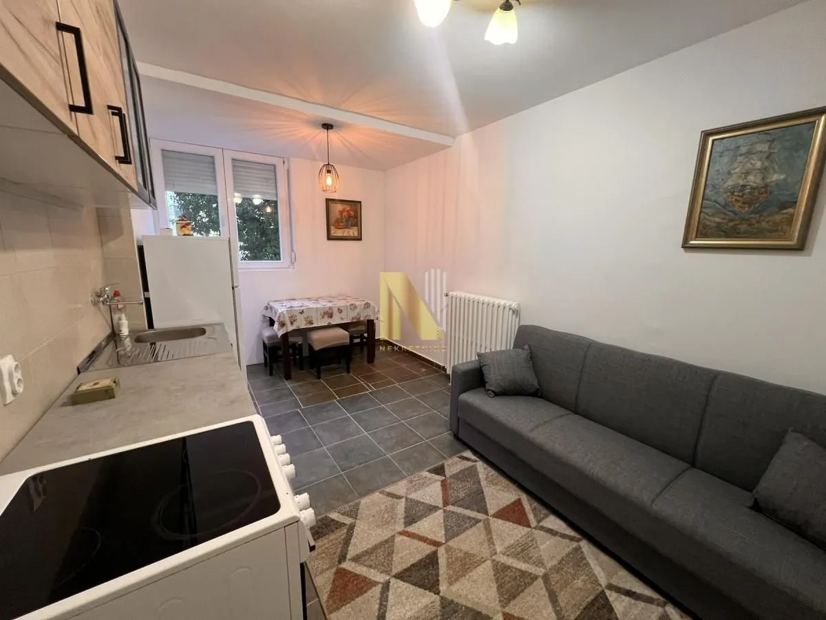 Izdavanje, jednosoban stan, 37m², Sajmište, Novi Sad
