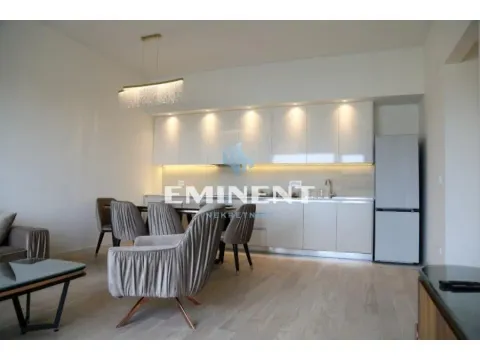 Izdavanje, trosoban stan, 90m², Savski Venac, Beograd - image 4