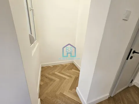 Prodaja, trosoban stan, 112m², Stari grad, Novi Sad - image 15