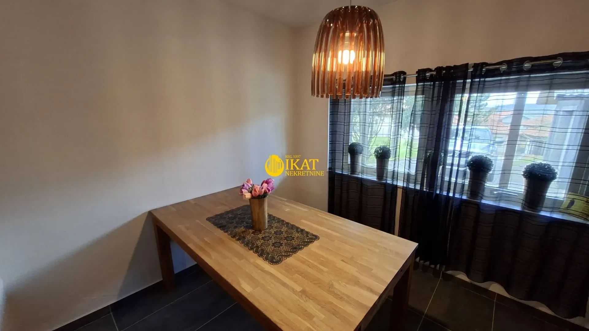 Prodaja, kuća, 250m², Mali Mokri Lug, Zvezdara Sve Podlokacije
