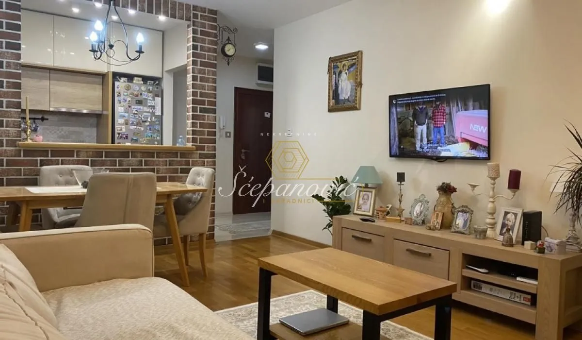 Prodaja, dvosoban stan, 55m², Bulevar patrijarha Pavla, Novi Sad Sve Podlokacije